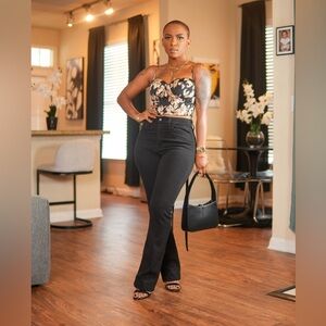 Floral Sweetheart Crop Top - Black Floral